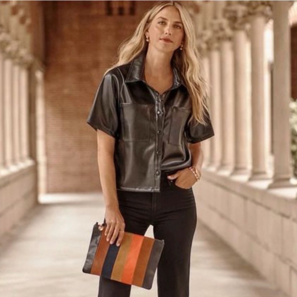 NWT Evereve 'Quinn' Vegan Leather Shirt / Shacket in XSMALL Retail: $98
